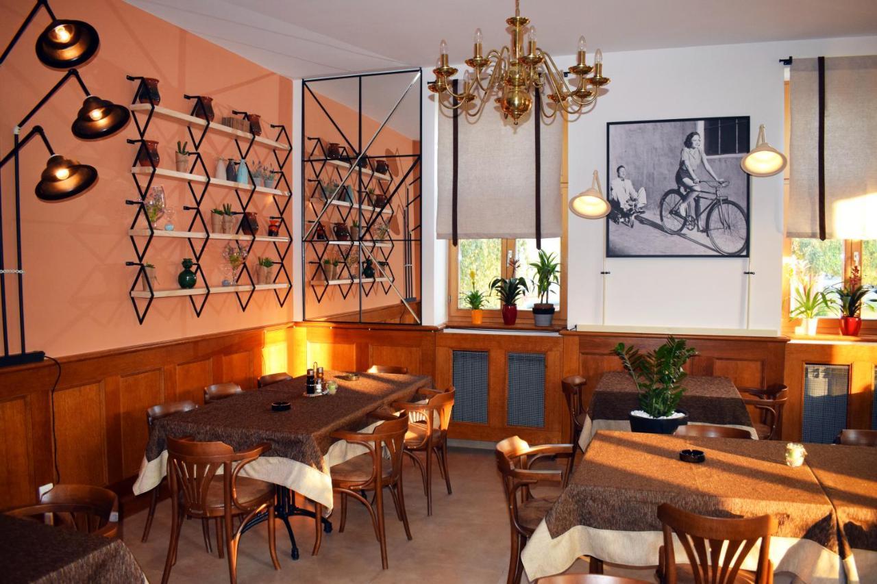 Hunting House Hotel Turija Екстериор снимка
