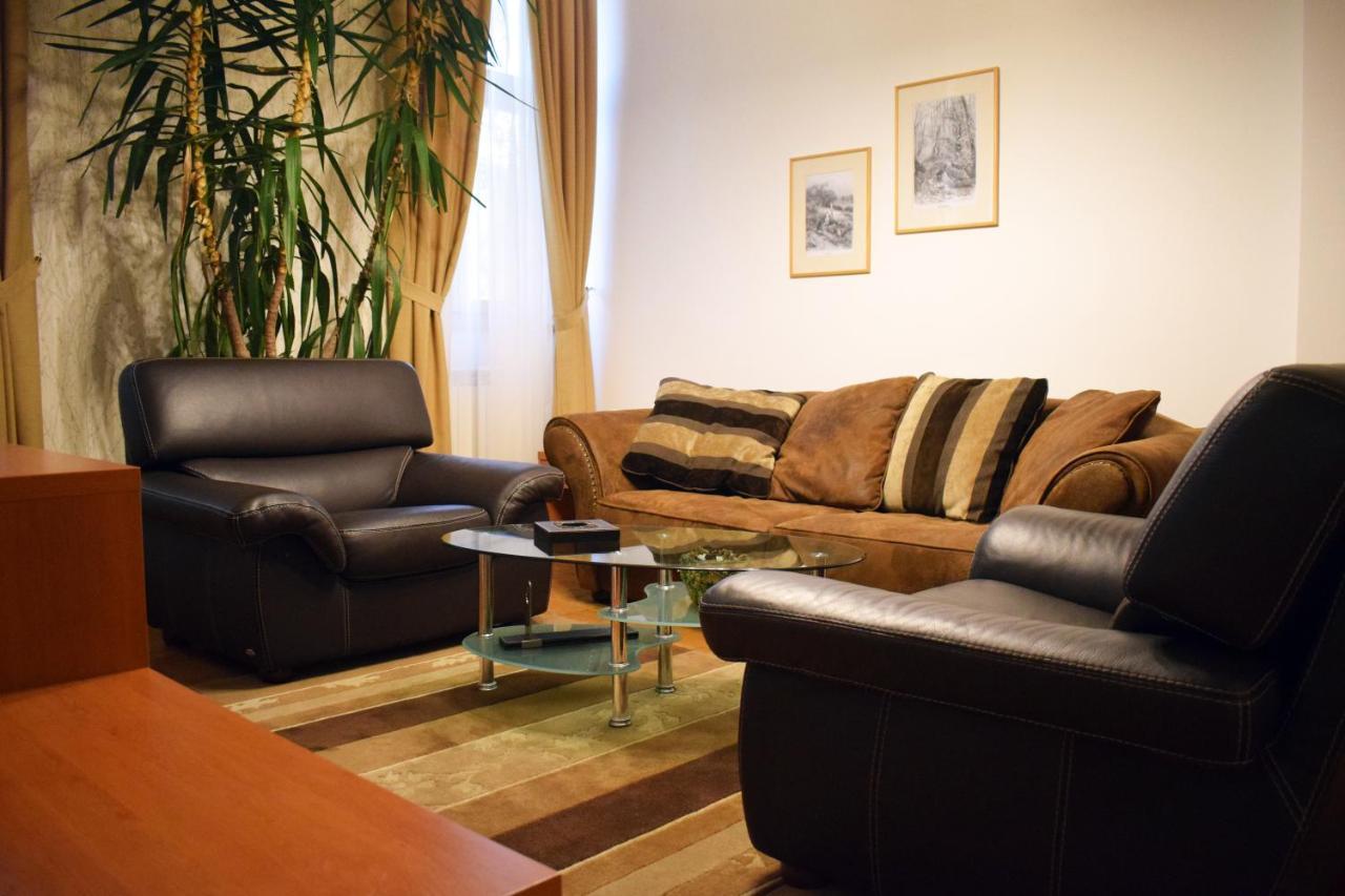 Hunting House Hotel Turija Екстериор снимка