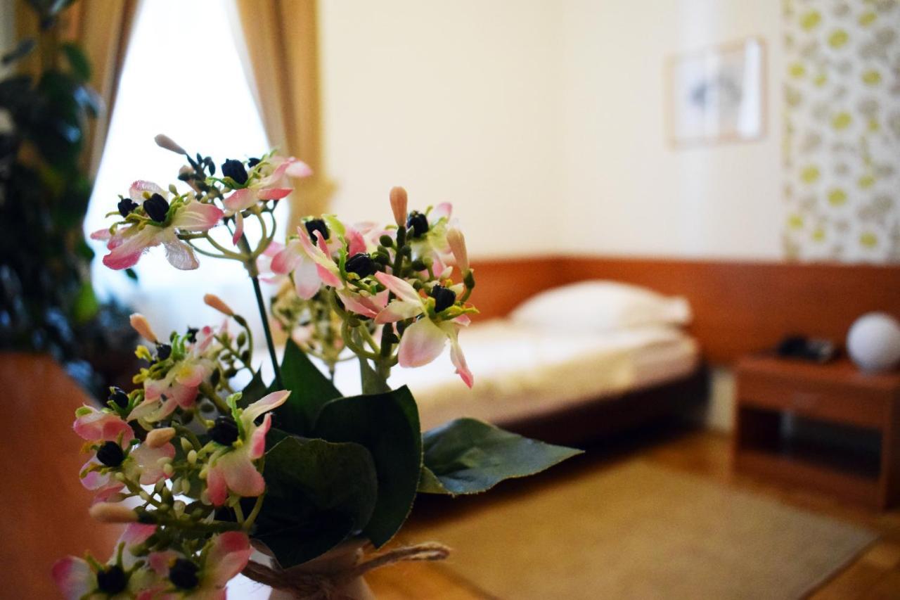 Hunting House Hotel Turija Екстериор снимка