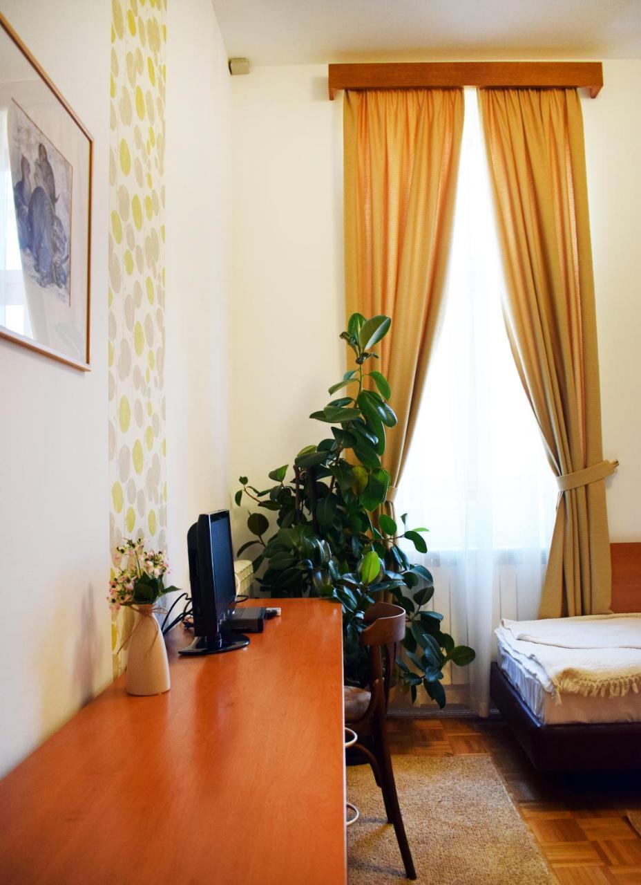 Hunting House Hotel Turija Екстериор снимка